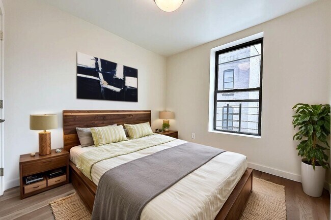 Building Photo - 524 W 134th St