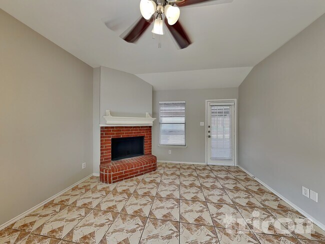 Building Photo - 7112 Avington Way