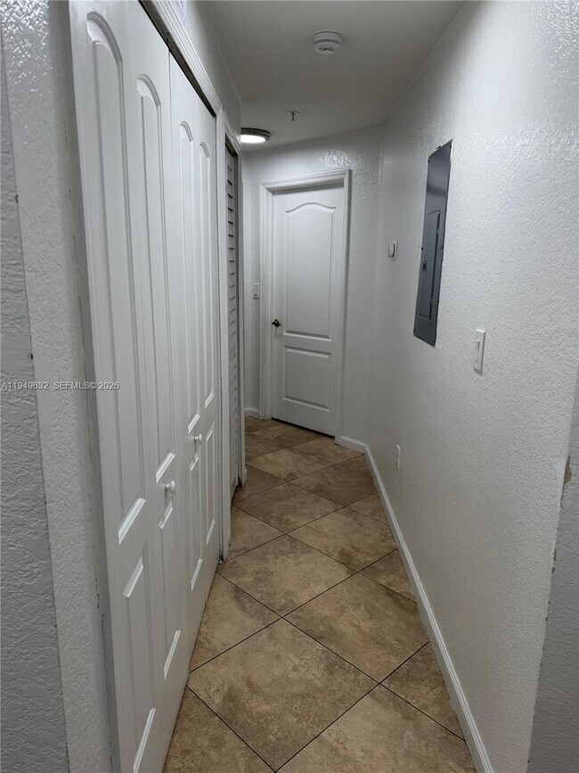 Building Photo - 8814 W Flagler St