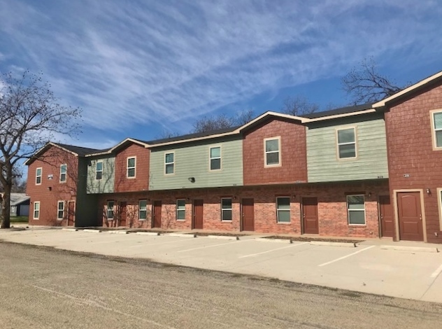 Primary Photo - Comanche Townhomes