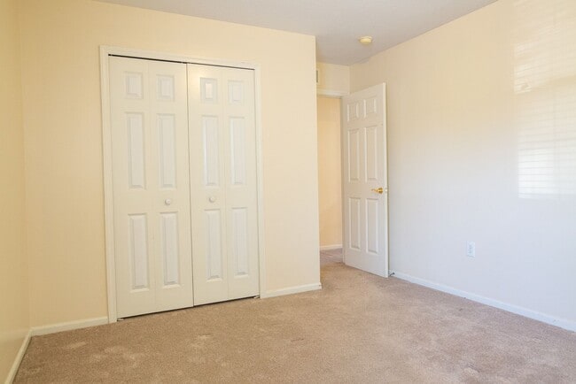 Building Photo - 5036 Ivyvine Blvd