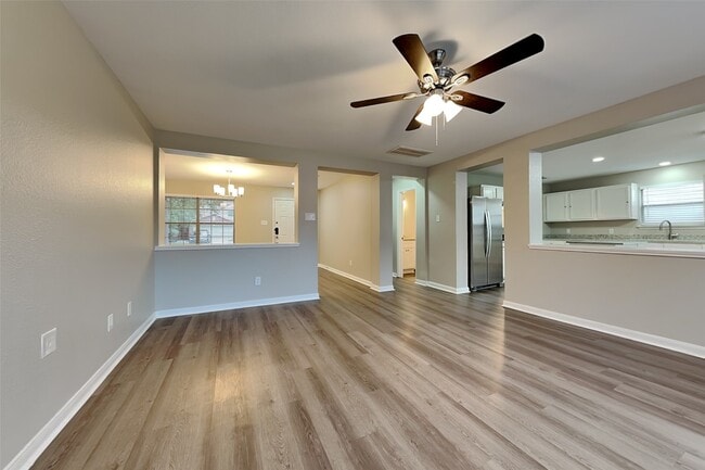 Building Photo - 29527 Legends Stone Dr
