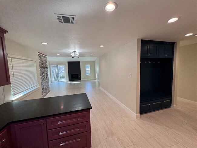 Building Photo - 9908 Willers Way