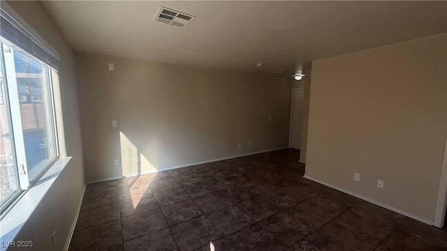 Building Photo - 709 Spotted Eagle St