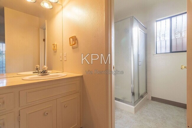 Building Photo - 3525 Mill Springs Dr