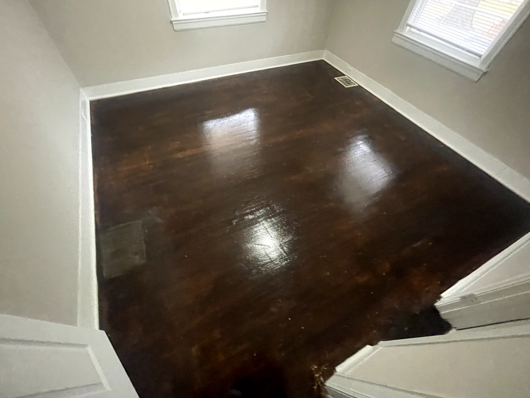 Building Photo - Room in House on Crispin Ave