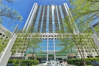 Building Photo - 3324 Peachtree Rd