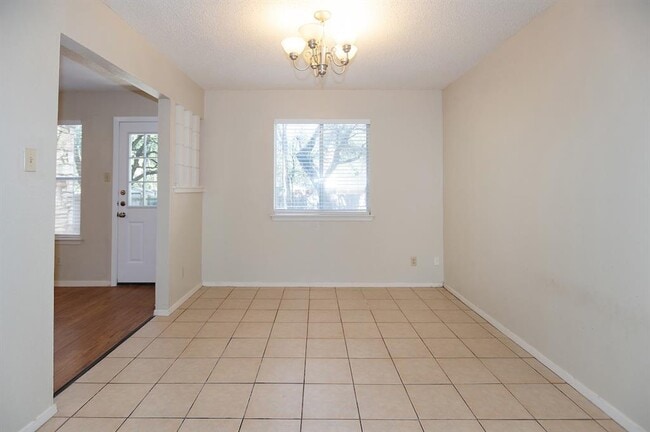 Building Photo - 4203 Balboa Ln