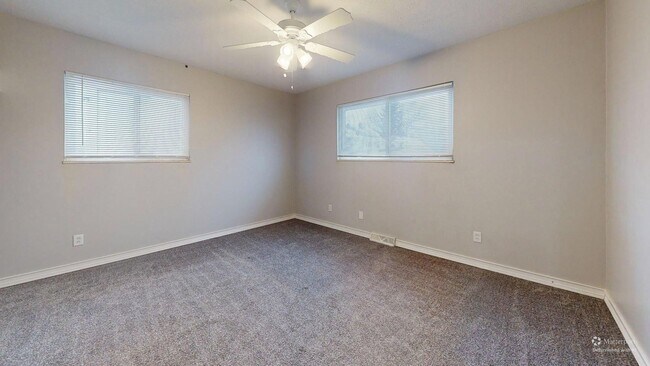 Building Photo - 7405 Marlborough Ave