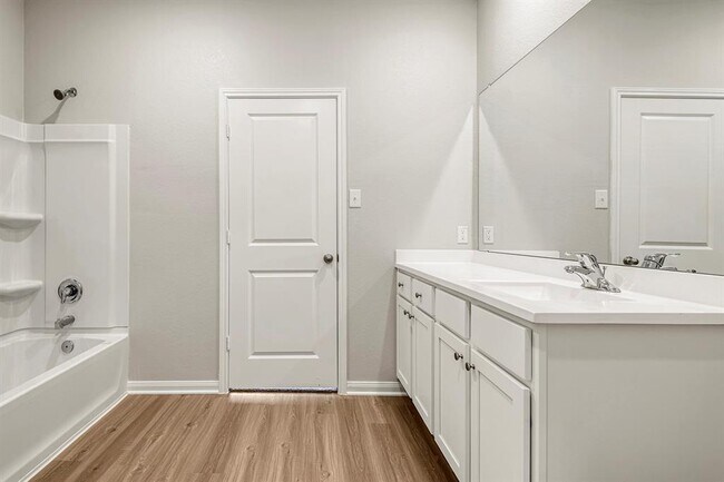 Building Photo - 8210 Sunberry Shadow Dr