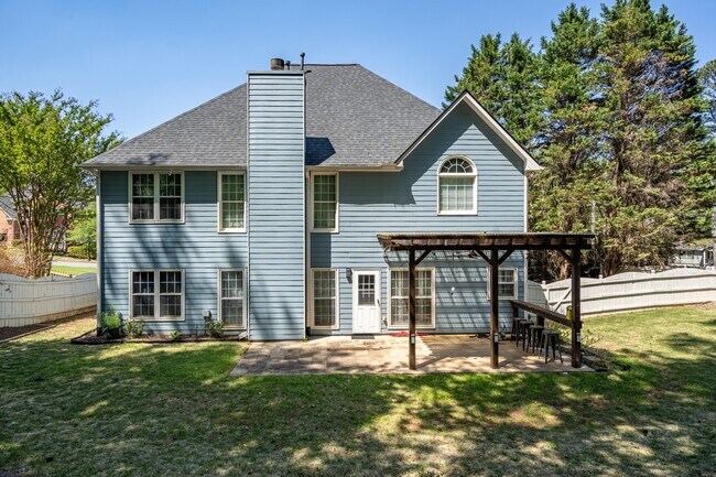 Building Photo - 2096 Fairport Way