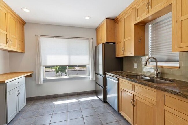 Building Photo - Liberty Wells 4 bed, 3 bath family home