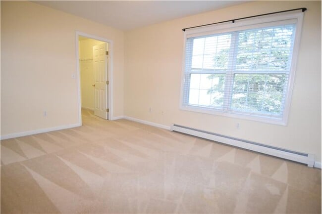 Building Photo - 73 Partridge Dr