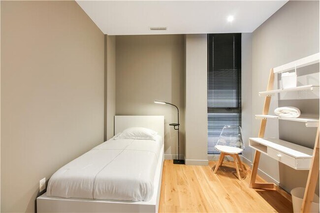 Building Photo - 448 K St NW
