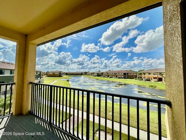 Building Photo - 1310 Lara Cir