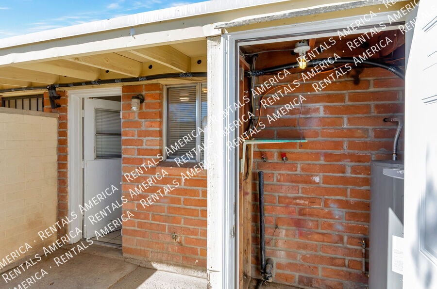 Building Photo - 3452 N Geronimo Ave