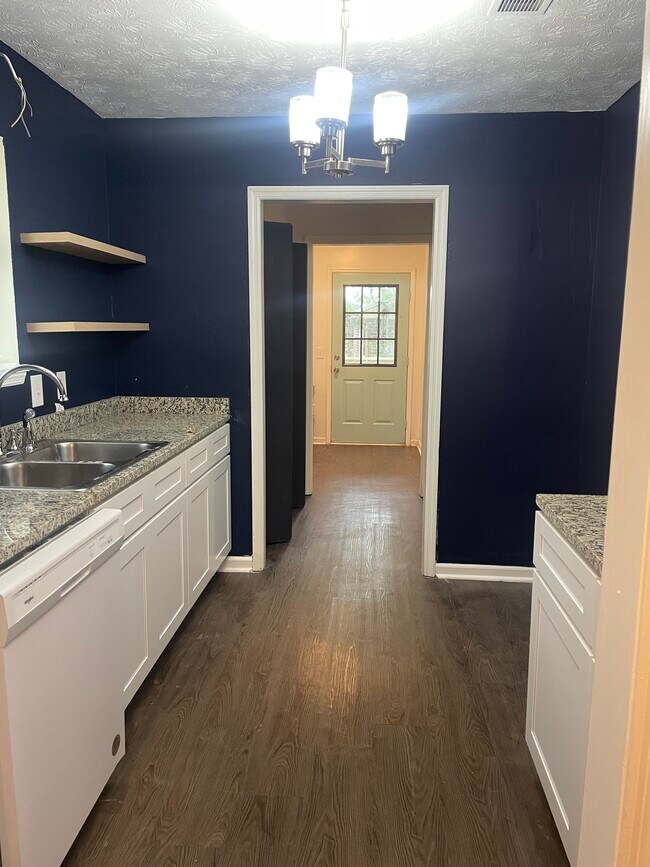 Building Photo - 124 Oak Park Ct