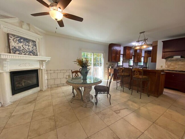 Building Photo - 3108 Mine Rd