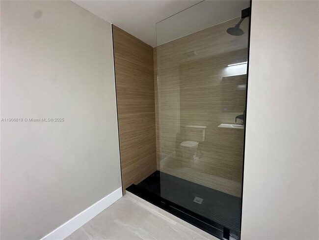 Building Photo - 14807 Balgowan Rd