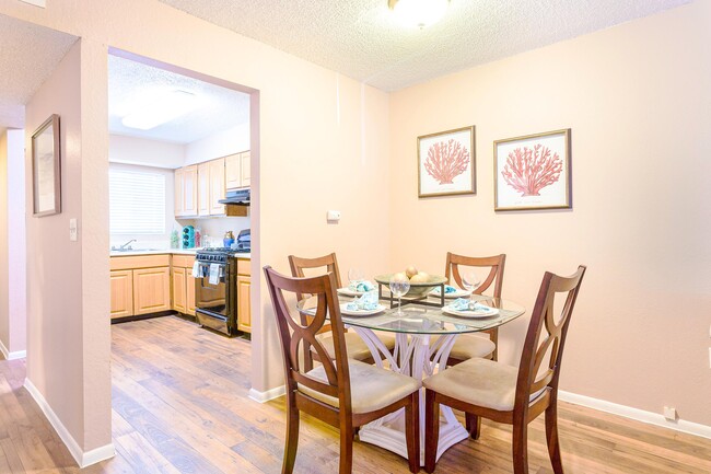 Dining Area - Westwood Suites