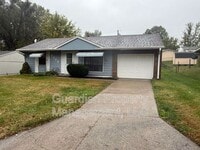 Building Photo - 5008 Valley Ln