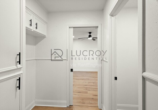 Building Photo - 816 Winthrop Cir