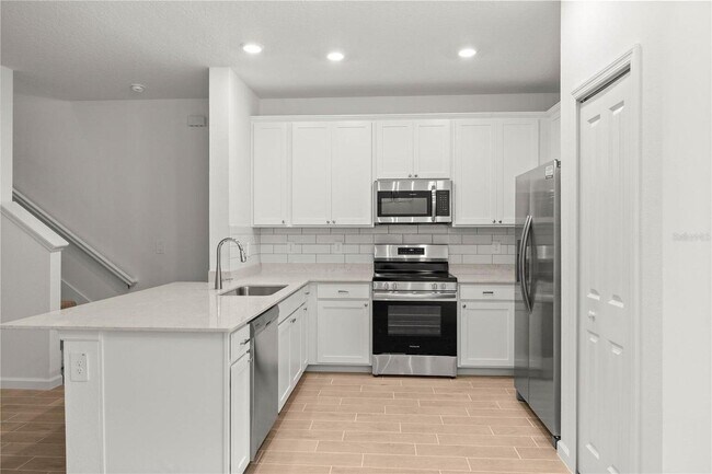 Building Photo - 3607 SE 37th Ct
