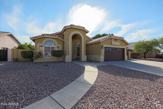 Building Photo - 5239 W Tonopah Dr