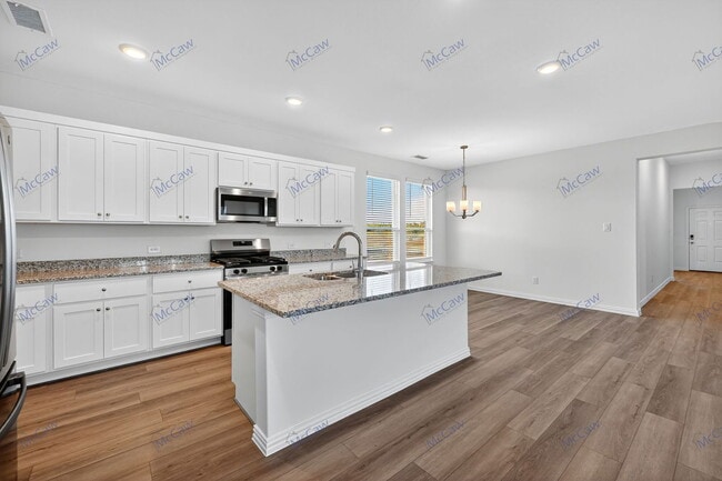 Building Photo - 512 Baker Ct