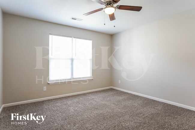 Building Photo - 2303 Sidney Porter Dr