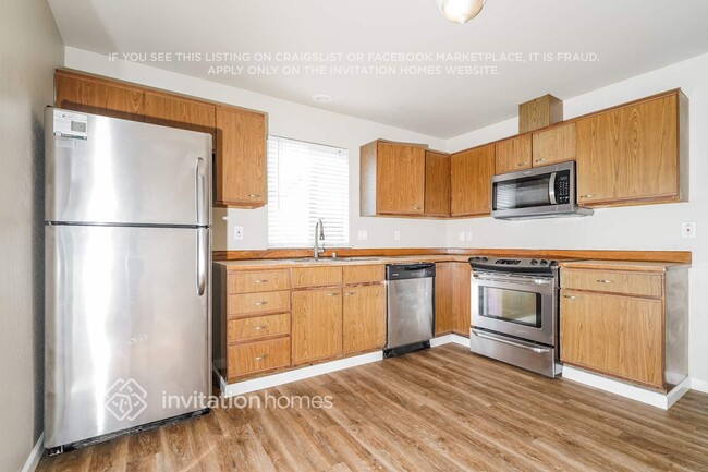 Building Photo - 2945 58th Ave NE