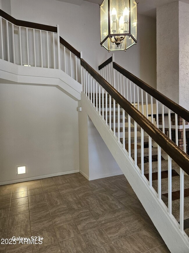 Building Photo - 2344 W Lobo Ave