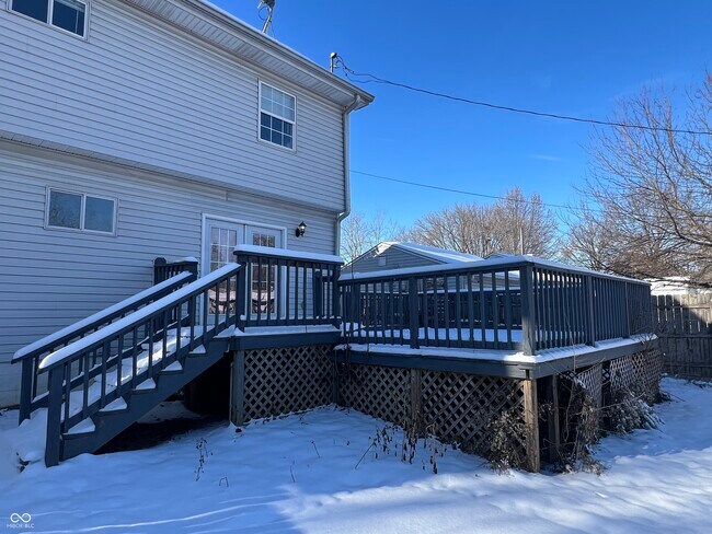 Building Photo - 5343 S Linwood Ave