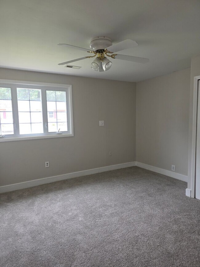 Building Photo - 51 Verdi Cir