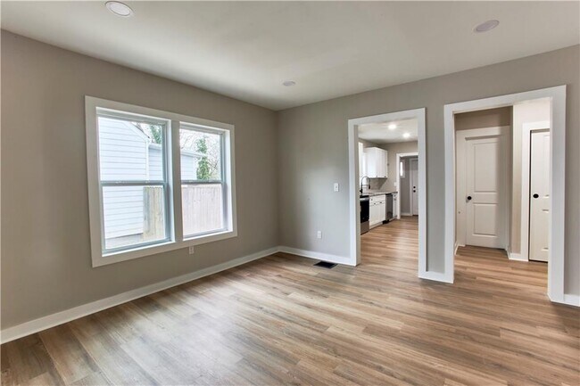 Building Photo - 1332 Thurgood St SW