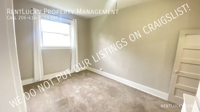 Building Photo - Cute, Private and Clean!  1 Bedroom 1 Bath...