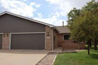 Building Photo - Beautiful 4 Bedroom Home in Midtown Fort C...