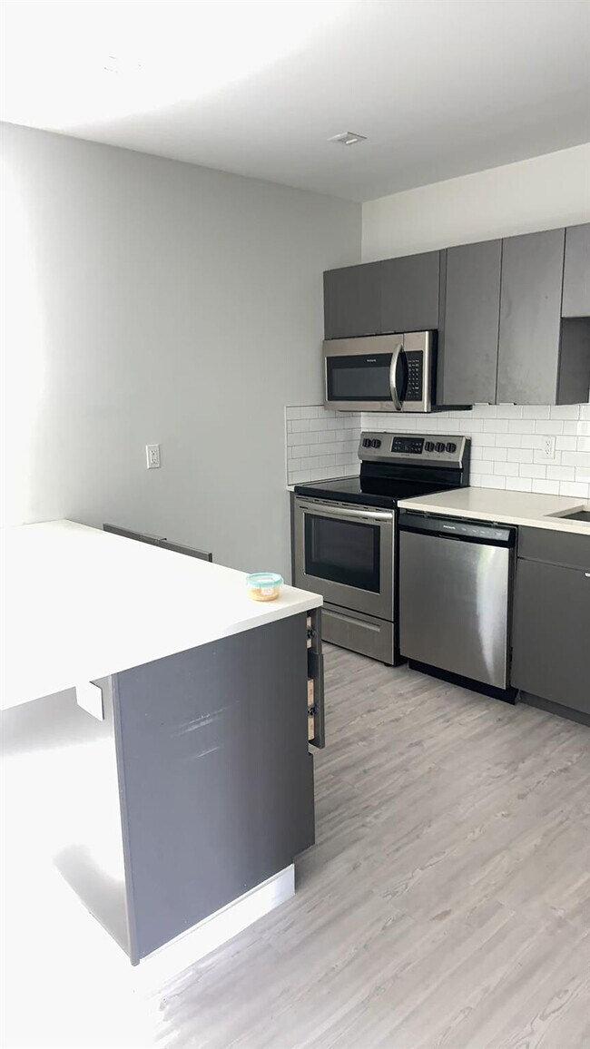 Building Photo - 3050 NW 68th St