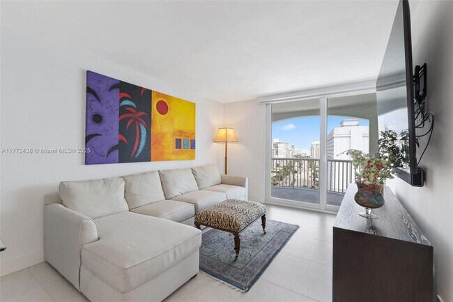 Building Photo - 5401 Collins Ave