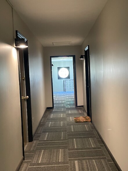 Building Photo - 1145 S Main St