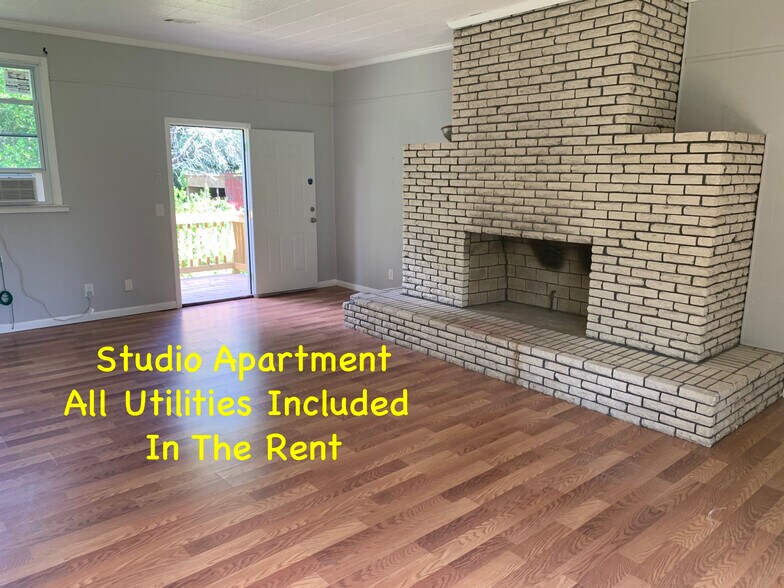 Building Photo - 415 12th Ave