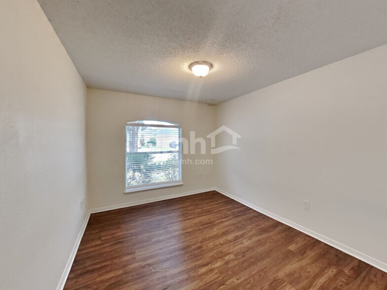 Building Photo - 30303 Pongo Way