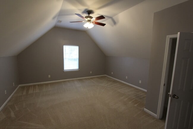 Building Photo - 663 Winding Branch Rd