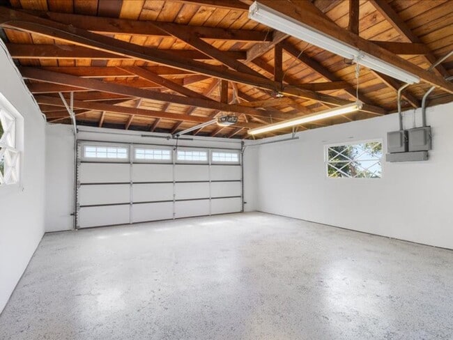 Building Photo - Amazing views at this 4 bedroom renovated Fallbrook home in a quiet neighborhood with a loft offi...