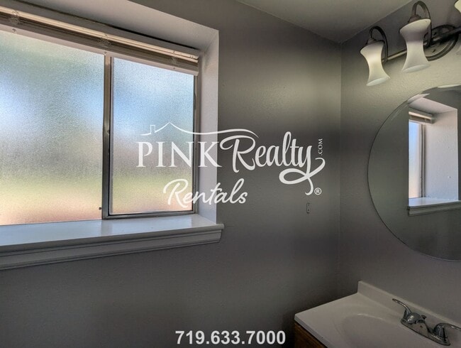 Building Photo - 2583 Prescott Cir E