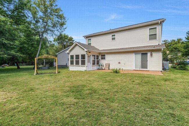 Building Photo - 3221 Calvin Ct