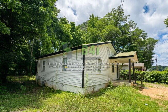 Building Photo - 220 E Render St
