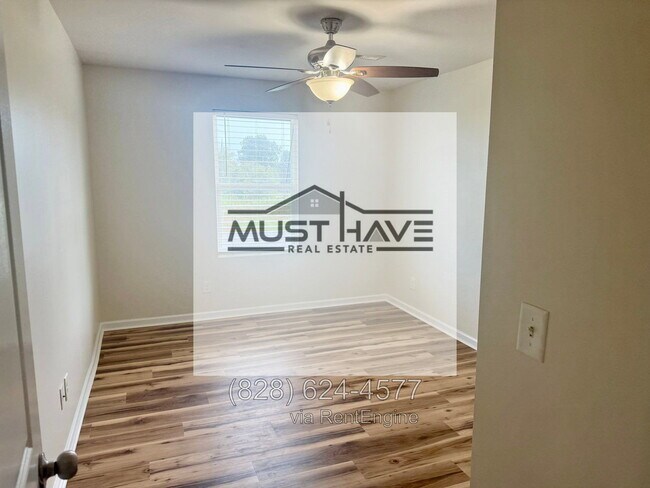 Building Photo - 15 Harvest Ridge Dr