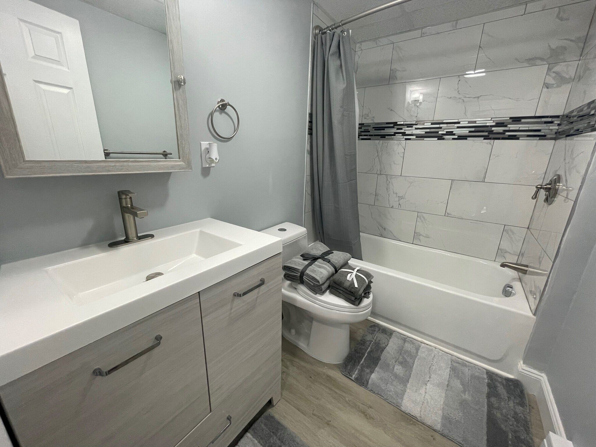 Building Photo - 33 Everard St