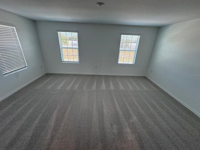 Building Photo - 362 Thompson Vlg Ave